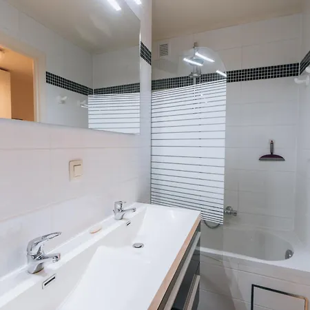 Appartement Nieuwpoort Near Promenade, Cleaning Included